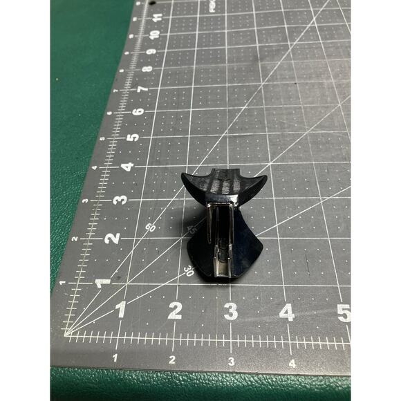 Vintage Black Swingline Quality USA Model 100 Paper Staple Remover - Picture 3 of 4